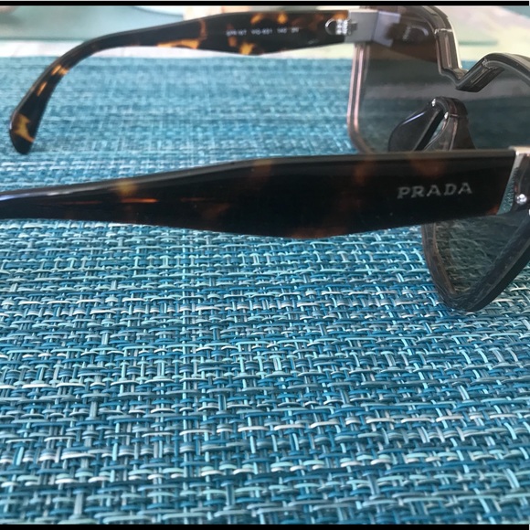 100% authentic Prada sunglasses limited  Edition . - Picture 2 of 6
